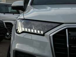 綺麗な外装色グレイシアホワイトメタリック！！