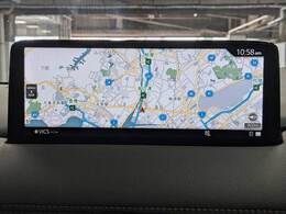 純正10.25インチナビ装備！！フルセグTVやBluetoothなどの様々なメディアを搭載！！