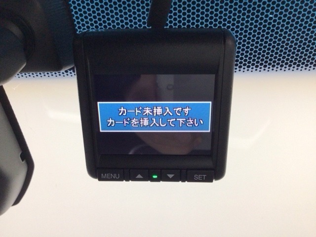 【ドライブレコーダー】もしもの衝突の時、あなたの走行状態をしっかりと記録するドライブレコーダーも付いているので、万が一の時にも安心です。