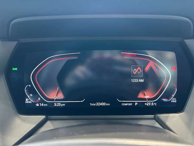 【スピードメーター】『スピードメーター』の画像になります。メーターがシンプルで見やすく運転しやすいですね！