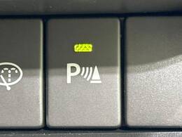 【クリアランスソナー】バンパーに付いたセンサーが障害物を検知！一定の距離に近づくとアラートで教えてくれます♪狭い駐車スペースや車庫入れ時も安心ですね☆