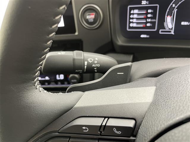 【運転席操作部】快適なドライブを楽しむための機能が装備されています！運転席から触れるので、使いやすいです！除菌プランいれていただくと、さらに清潔で安心していただけます！