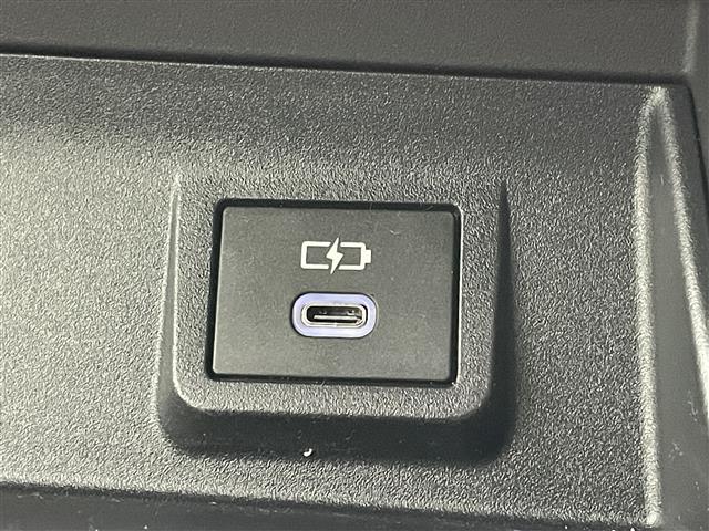 【運転席操作部】快適なドライブを楽しむための機能が装備されています！運転席から触れるので、使いやすいです！除菌プランいれていただくと、さらに清潔で安心していただけます！