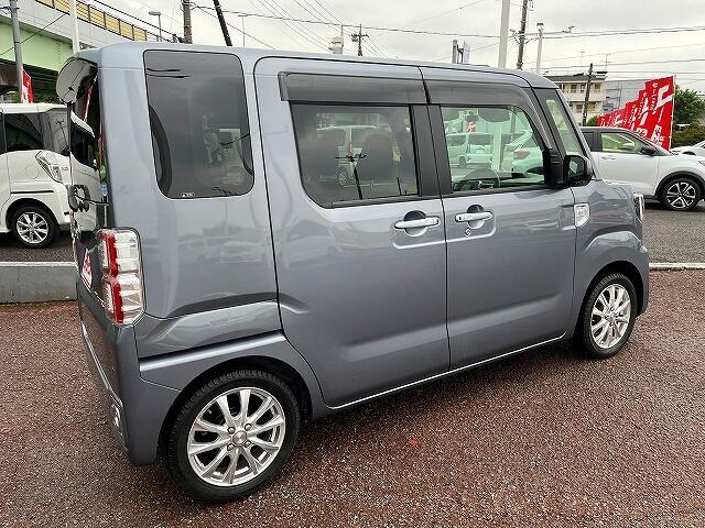 外装はグレーメタリックになります♪