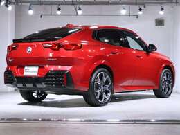 エンジンやトランスミッション、ブレーキなどの主要部分はご購入後2年間、走行距離無制限保証。万一、修理が必要な場合は工賃まで含めて無料で対応。完成度の高いBMW Premium Selectionは、ご購入後も安心です。