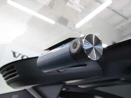 ボルボ純正ドライブレコーダー装着