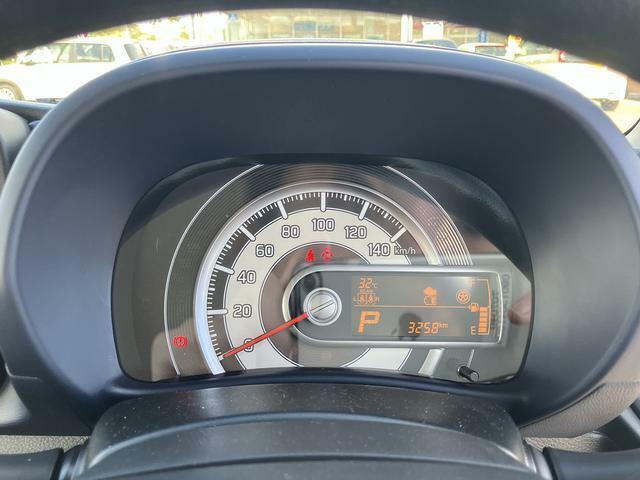 走行3，258kmです。走行は少なめです。