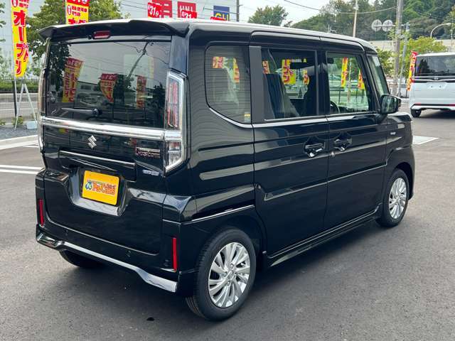 新車のご購入も是非当社にご相談ください。お客様のニーズに合う新車を各メーカーの中からご提案いたします。納車後の新車点検も当社にて実施させて頂きます。