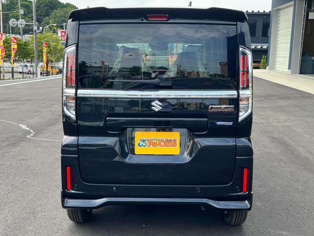 【当社は、ご購入後のお付き合いを大切に致します】　お車に関しては全てお任せ頂ける整備工場、設備を完備しております。些細なことでもお気軽にご連絡下さい。