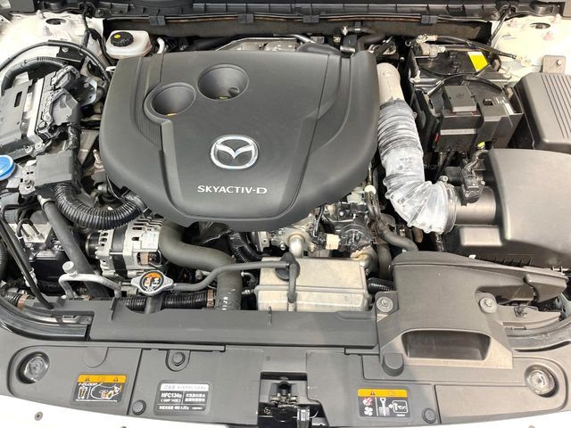 親切・丁寧な専門メカニックスタッフが応対！・車検・点検整備・事故等の修理などアフターサービスも安心。お車のカスタマイズもネクステージのサービススタッフまでご相談ください！
