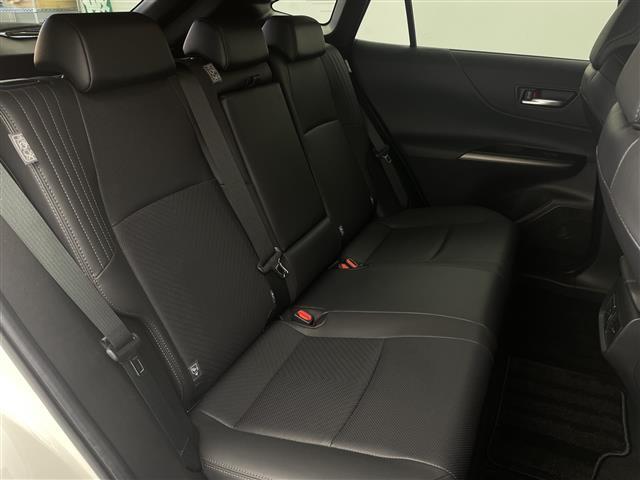 【後部座席】『後部座席周辺』の画像になります。写真の内容に関してご不明点、ご質問等がございましたらお気軽にガリバー店舗までお問い合わせください。