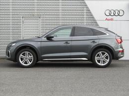 全車両に標準装備の純正アルミホイールは、純正ならではのバランスの良いデザインと、走行安定性をお楽しみ頂けます。