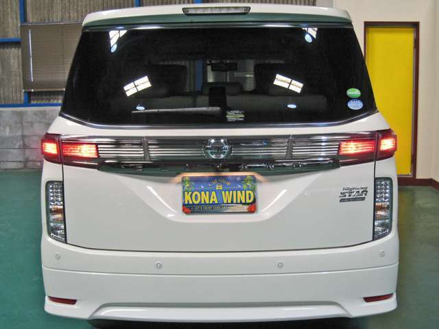 ★インテリジェントキー（運転席・助手席・バックドア感知、インテリジェントキー2個）★プッシュエンジンスターター（スイッチ照明付）★エクストロニックCVT-M6（6速マニュアルモード付無段変速機）