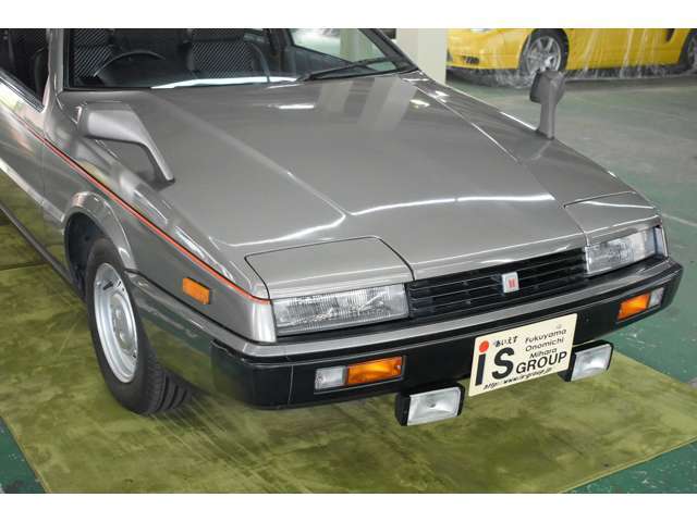 ショールームには希少なポルシェ・旧車ございます。詳しくはホームページご覧くださいませ。
