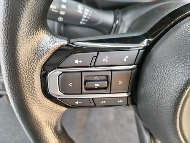 グループ総在庫数約500台以上！カーライフステーションの大型展示場はあなたにピッタリのお車が見つかるはず、今ご覧のお車以外にも系列店の在庫からどのお車でもご紹介出来ます。まずはお問い合わせ下さい。