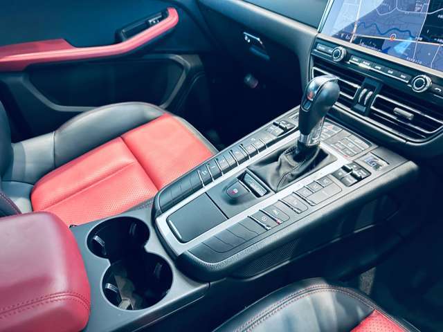 LIBERALAグループの在庫車両を当店で購入納車可能です！！