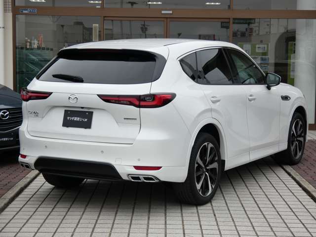所要装備：ドライバーパーソナライゼーション・・マツダ レーダ クルーズ コントロール (MRCC・全車速追従機能つき）・クルージング＆トラフィック サポート（CTS）・360°  シースルービュー・パーキング センサー