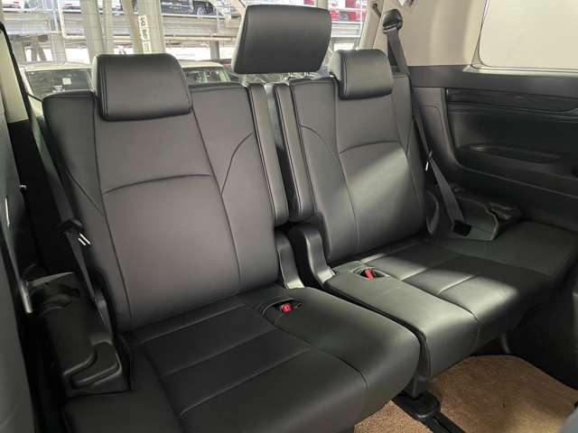 【3列目シート】【店舗にて現車の確認も頂けますので、お電話で在庫のご確認の上是非ご来店くださいませ！！