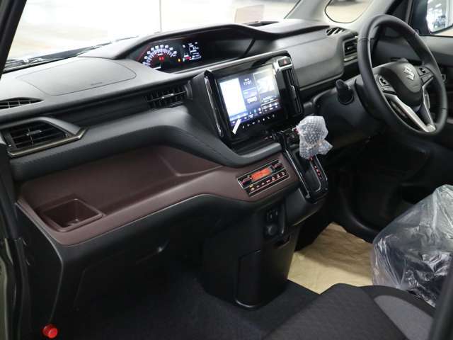 ご家族、また、ご友人とともに、皆さんでぜひ展示場へお越しください。お楽しみいただける自信があります。ご来店、心よりお待ち申し上げます。