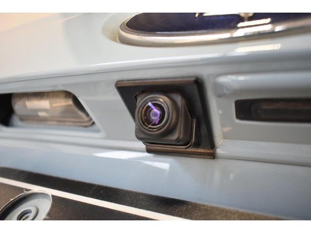 バックカメラ(後方の見えにくい部分や駐車時にとっても便利です！車を大事にされる方には、必須アイテムです！)