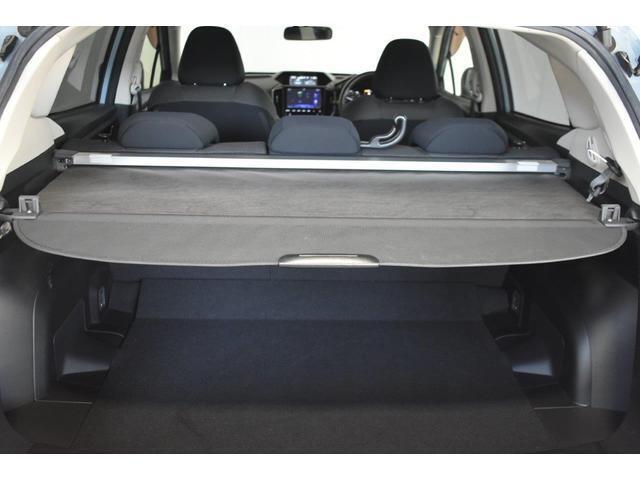 トノカバーを装着することで、外部から荷室の荷物が見えなくなるため、車上荒らしなどの防犯対策になります。