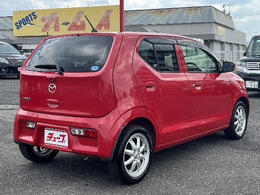 内装はルームクリーニング（室内清掃）後の納車となります♪♪除菌と消臭のメニューもご用意しております。プロスタッフがまごころ込めて仕上げます！！