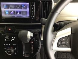 純正カーナビで知らない道でも安心して楽しくお出かけができます