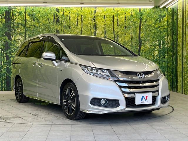 大好評のボディコーティング「弾スプラッシュコート」もご納車までに施工可能。通常のガラスコートと異なる、耐久年数6年の無機質ガラスコーティングが、ボディをキレイな状態に保ってくれます。