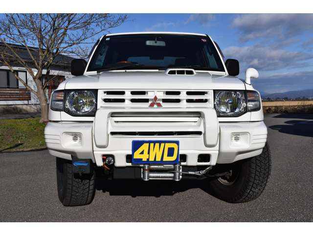 【装備】4WD/ディーゼルターボ車/ショートボディー/ラムゼイウィンチ装着車/ETC/Bluetoothオーディオ/スタッドレスタイヤ付/下廻り塩害対策塗装済み