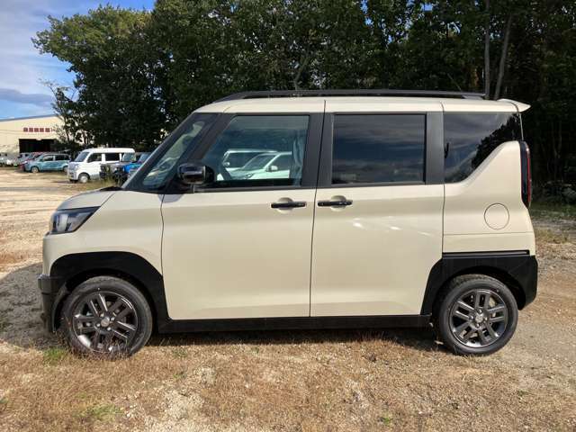 カーナビ・ETC・エンジンスターター・ドライブレコーダーなど、ご希望にお応えできるよう、オプション多数取り揃えております。おクルマのことなら何でもお任せください！