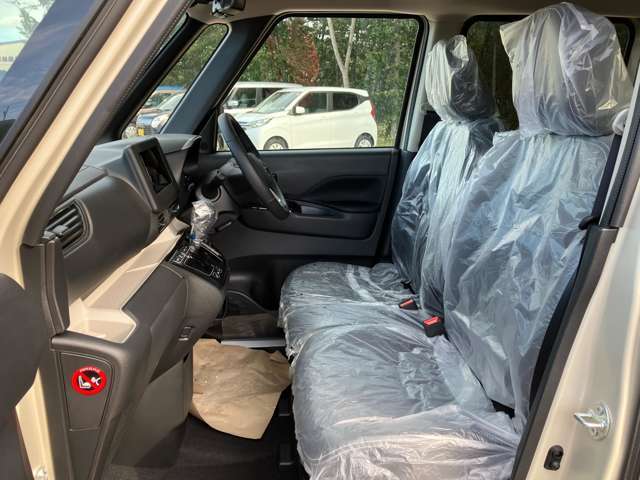 カーナビ・ETC・エンジンスターター・ドライブレコーダーなど、ご希望にお応えできるよう、オプション多数取り揃えております。おクルマのことなら何でもお任せください！