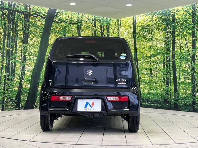 安心の最長10年・走行無制限保証（有償）をご用意。保証内容も充実はもちろん、無料点検＆オイル交換や、年中無休の全国・24時間ロードサービスも付帯されておりますのでご安心下さい。