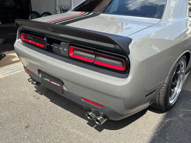 ダッジ チャレンジャー 392 HEMI スキャットパック シェイカー