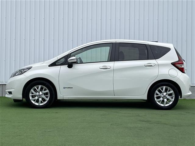 店頭販売もしておりますので、先に在庫が無くなってしまうこともございます。気になる車はまずはお問い合わせください！