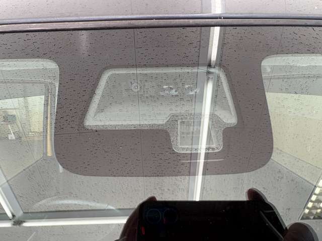 衝突被害軽減システム装着車です