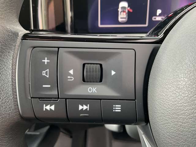 ハンドルスイッチです☆オーディオの操作が手元でできます☆