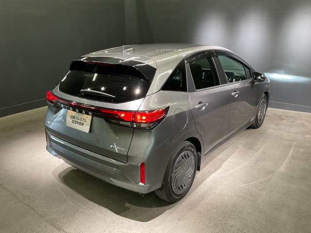 土曜日、日曜日、祝日は多くのお客様のご来店が予想されます。その為、お待ち頂く場合がございますので、ご来店の際はお手数ですが事前に電話にてご予約下さいます様お願い申し上げます。072-444-1144