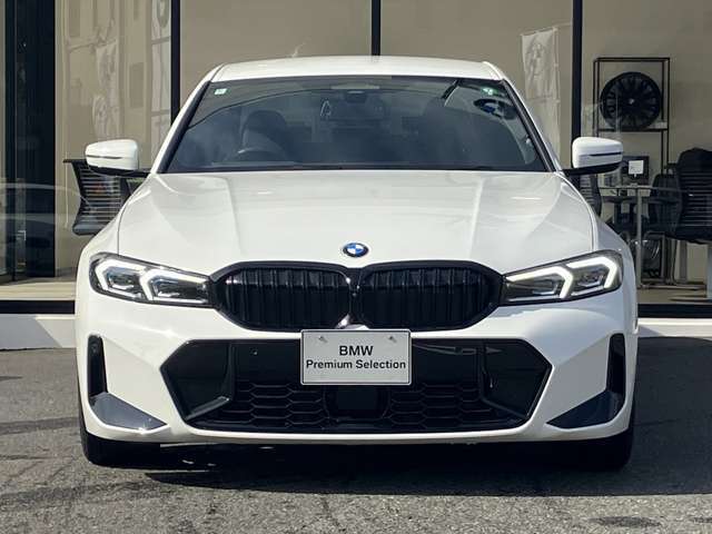 国道1号線に沿い横浜市営地下鉄「三ッ沢上町駅」から徒歩約10分。 BMW Premium Selection 横浜三ッ沢店 / 〒240-0062神奈川県横浜市保土ヶ谷区岡沢町322-3 / TEL：045-612-8488