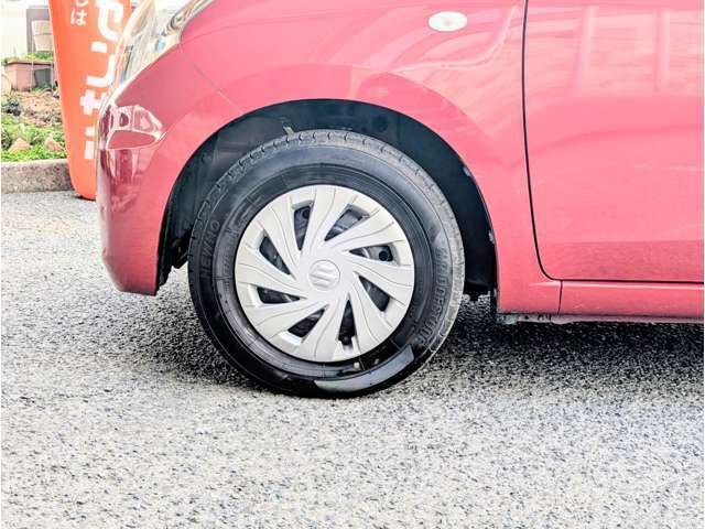 ご納車までの期間ですが、県内のお客様は1，2週間、県外のお客様は2，3週間ほどでご納車が可能となります。但し、お支払いや書類の状況によっては多少の前後もありますので、その際には何卒ご了承下さい。