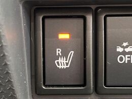 【シートヒーター】寒い日に重宝するシートヒーター！エアコンより早く温まってくれるので寒がりの人も安心ですね♪エアコンの温風は乾燥するから苦手、という方にもをおすすめです。