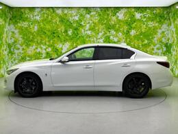 WECARSの在庫ページをご覧いただき誠にありがとうございます！WECARSは「お客様第一」をモットーにお客様のカーライフを全力でサポートいたします！