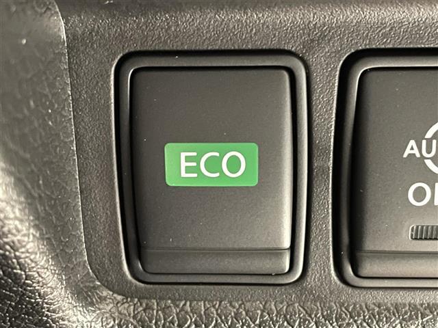 【運転席操作部】快適なドライブを楽しむための機能が装備されています！運転席から触れるので、使いやすいです！除菌プランいれていただくと、さらに清潔で安心していただけます！