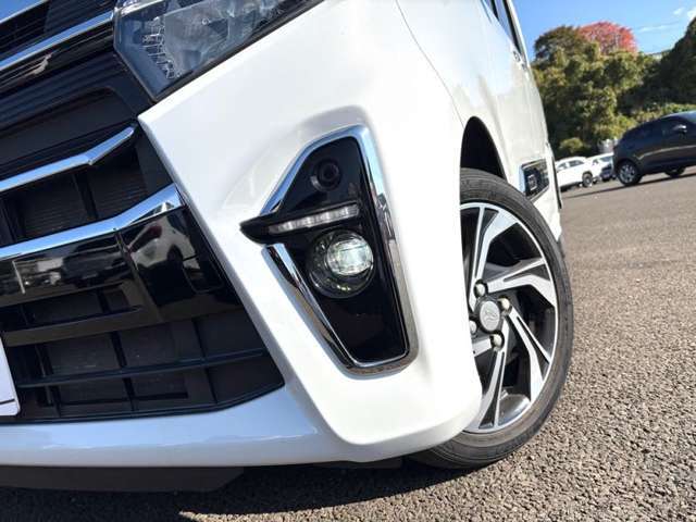 「フォグランプ」　霧の中ではヘッドライトではなく、コチラを使いましょう♪