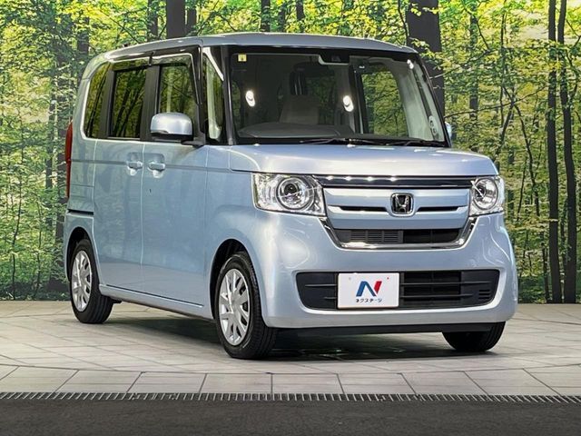 大好評のボディコーティング「弾スプラッシュコート」もご納車までに施工可能。通常のガラスコートと異なる、耐久年数6年の無機質ガラスコーティングが、ボディをキレイな状態に保ってくれます。