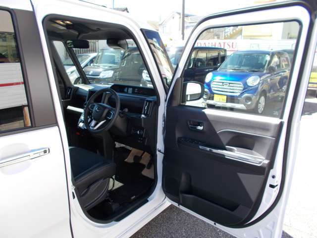 中古車販売に自信があります！他メーカー車両もお任せ下さい！