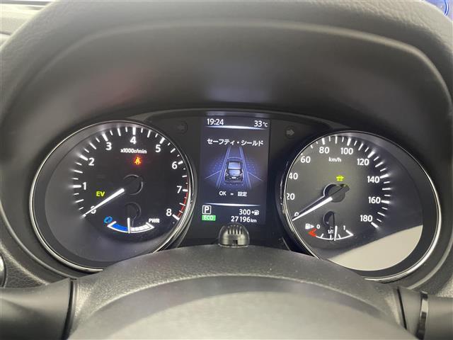 【スピードメーター】メーターがシンプルで見やすく運転しやすいですね！