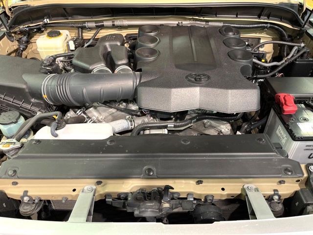 親切・丁寧な専門メカニックスタッフが応対！・車検・点検整備・事故等の修理などアフターサービスも安心。お車のカスタマイズもネクステージのサービススタッフまでご相談ください！