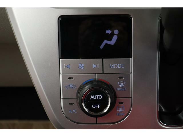 【オートエアコン】　お好みの室温を自動でキープ！大きくて見やすいボタンや画面・アイコンで、操作もとても簡単です