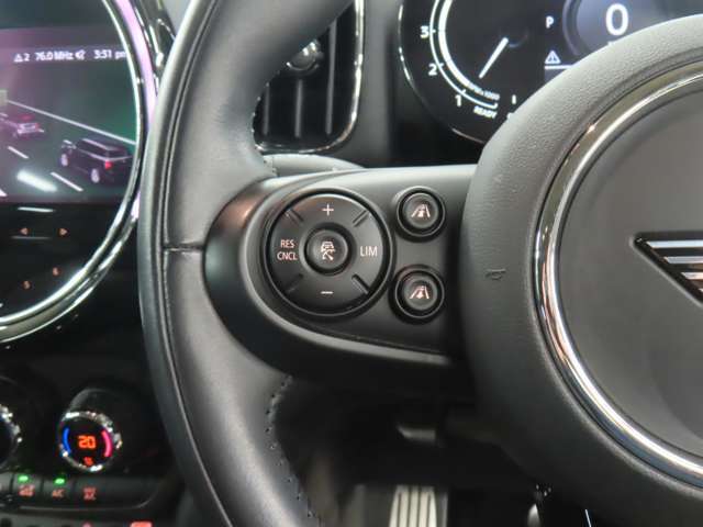 アダプティブクルーズコントロール装備車両です。