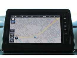 フルセグTV付きナビゲーション搭載車です。長距離ドライブでも快適ですね。